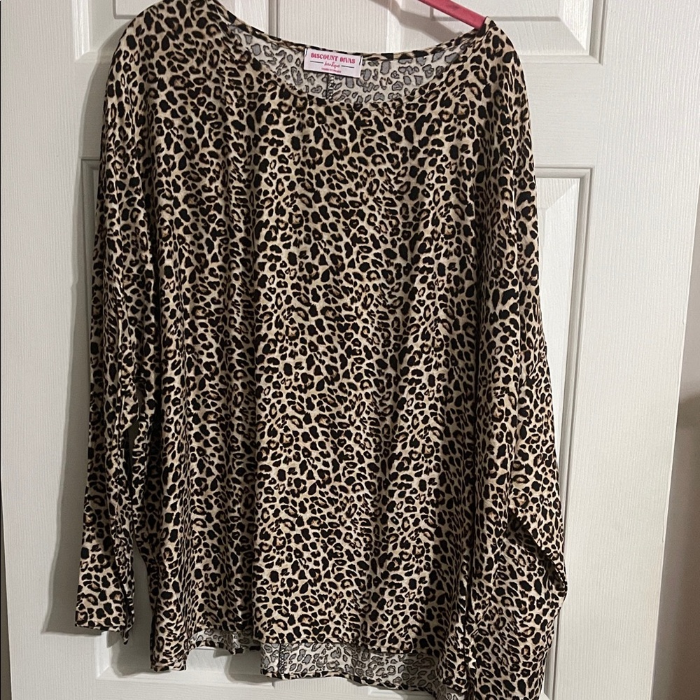 Bisou Bisou Leopard Print Long Sleeve Blouse - Beige/Black